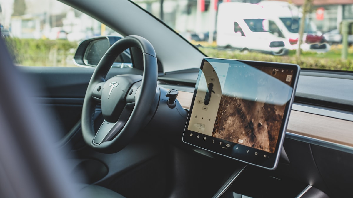 Tesla wiąże swoją przyszłość z flotą autonomicznych pojazdów, a nie ze sprzedażą aut.